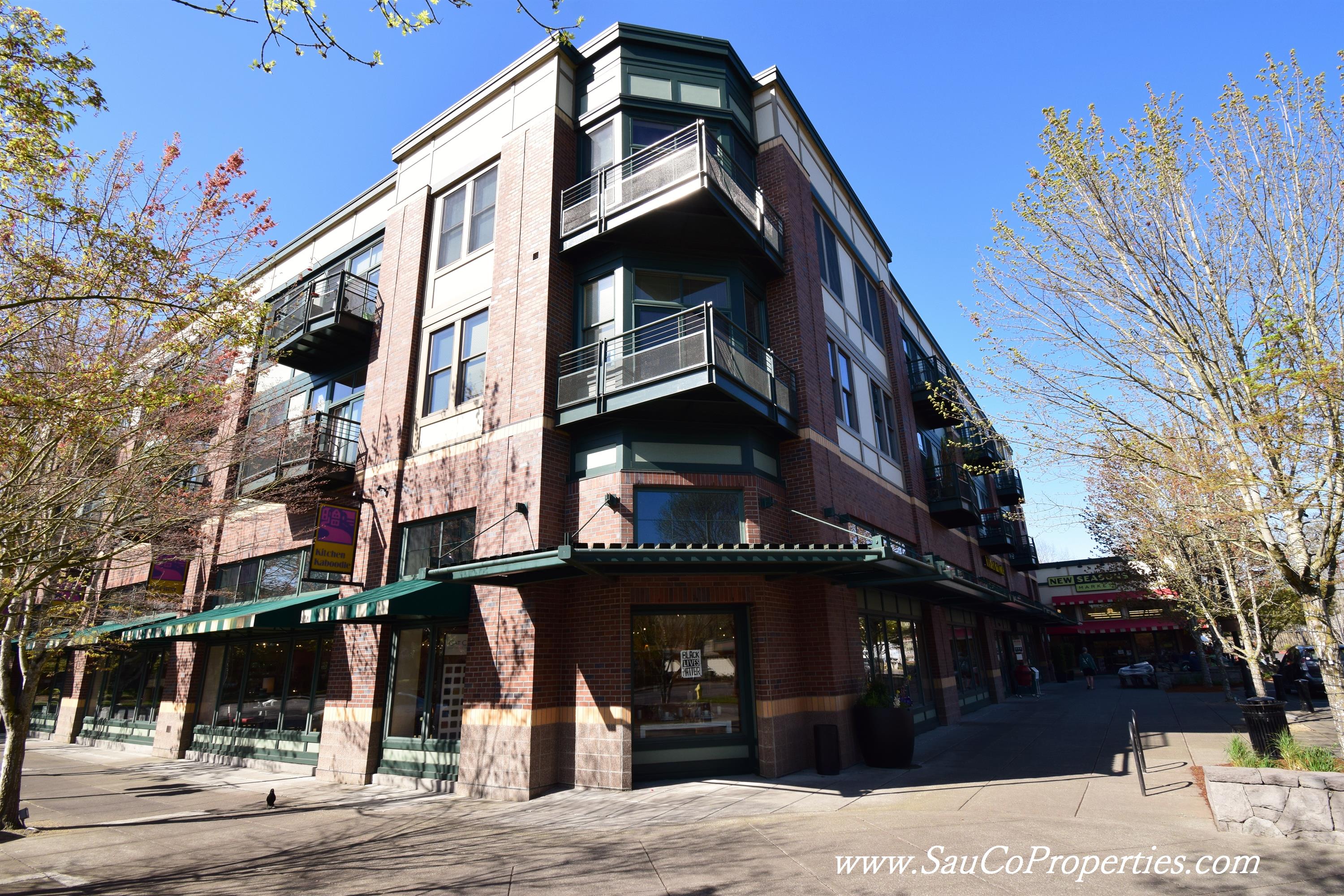 1425 NE 61st Ave # 301