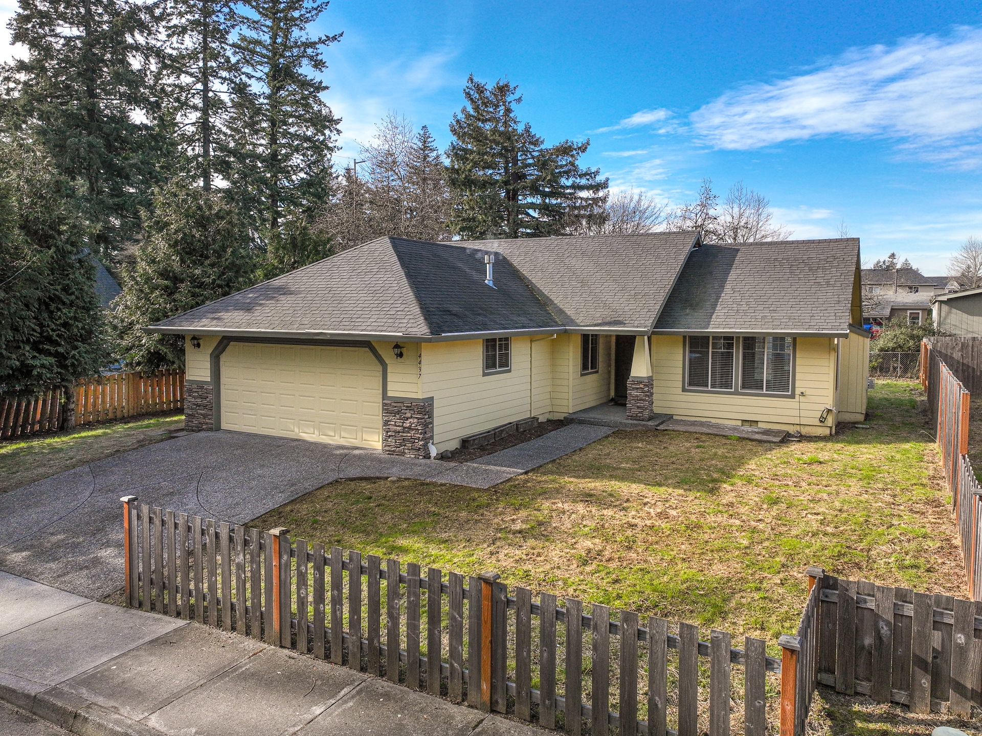 4437 SE 125th Ave